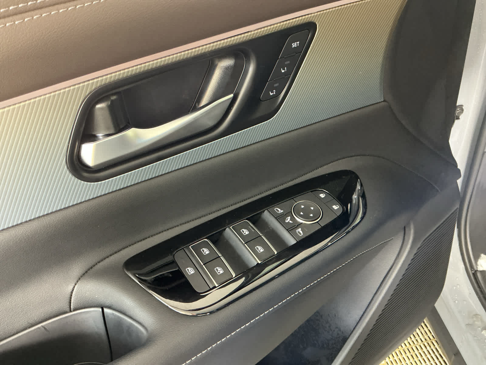 new 2025 Nissan Murano car, priced at $49,999