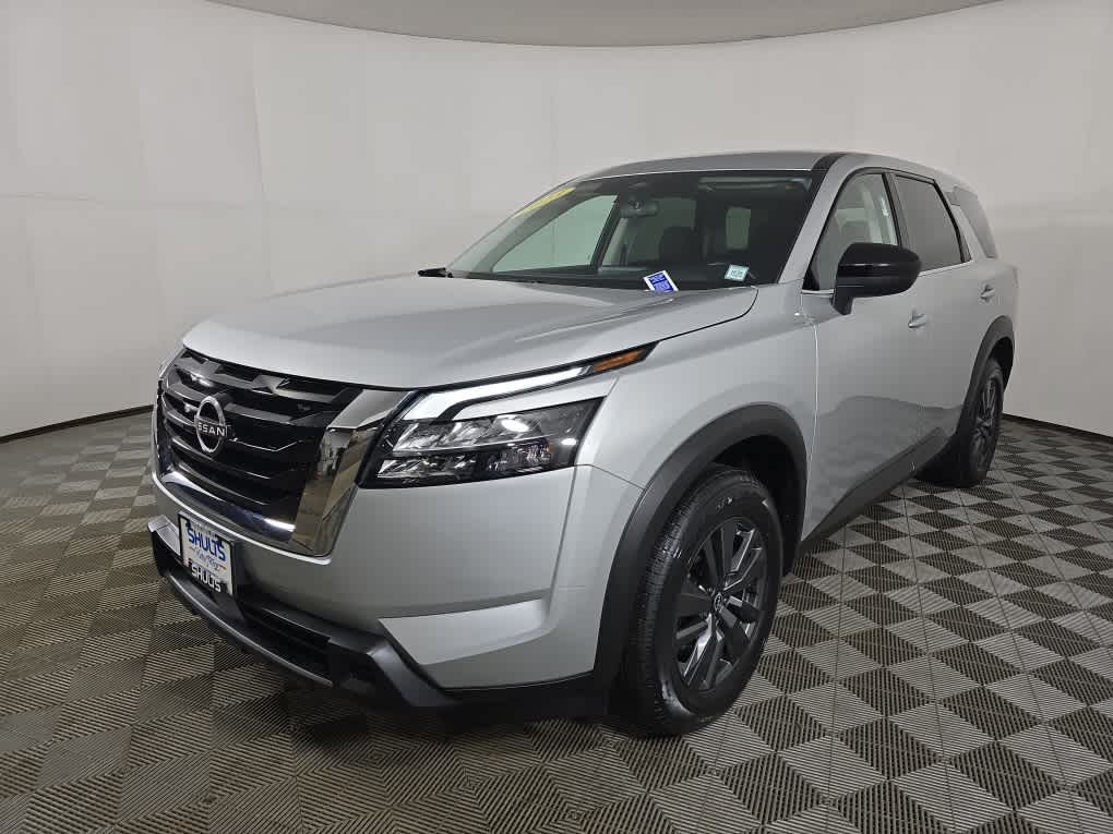used 2023 Nissan Pathfinder car, priced at $26,557