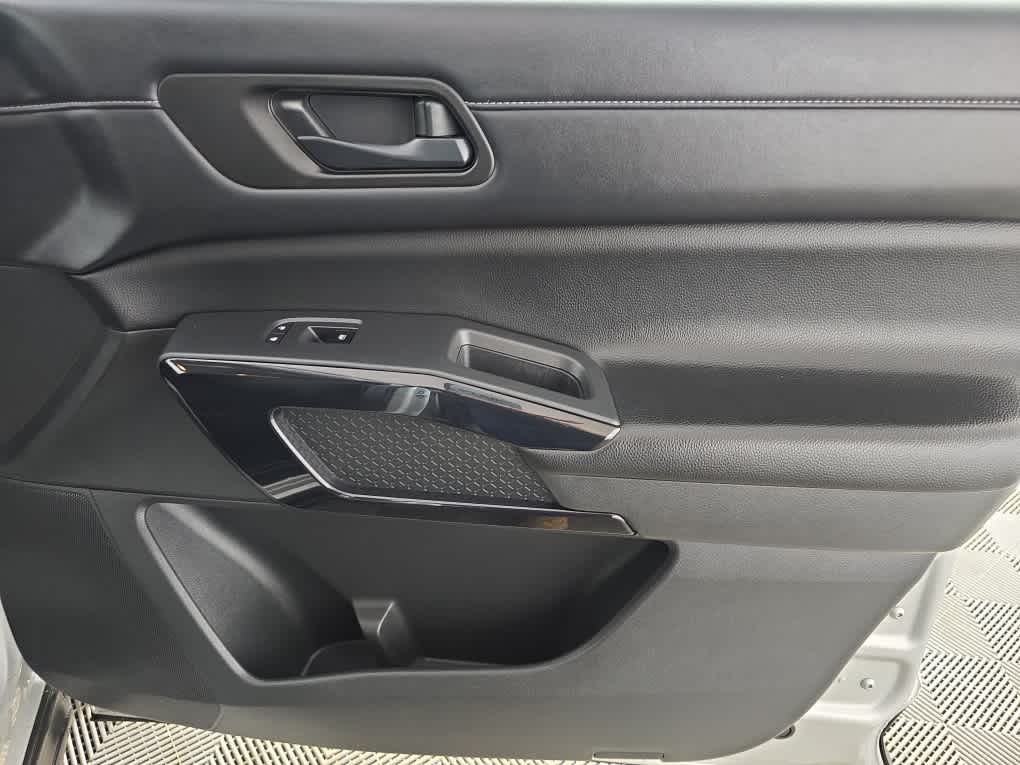 used 2023 Nissan Pathfinder car, priced at $26,557