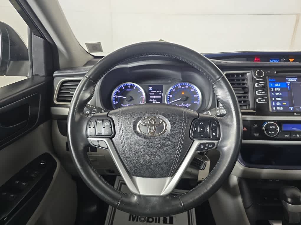 used 2018 Toyota Highlander car, priced at $20,547