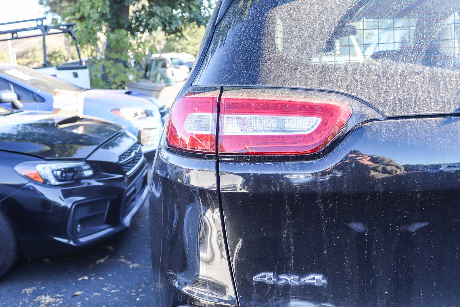 2016 Jeep Cherokee Sport 13