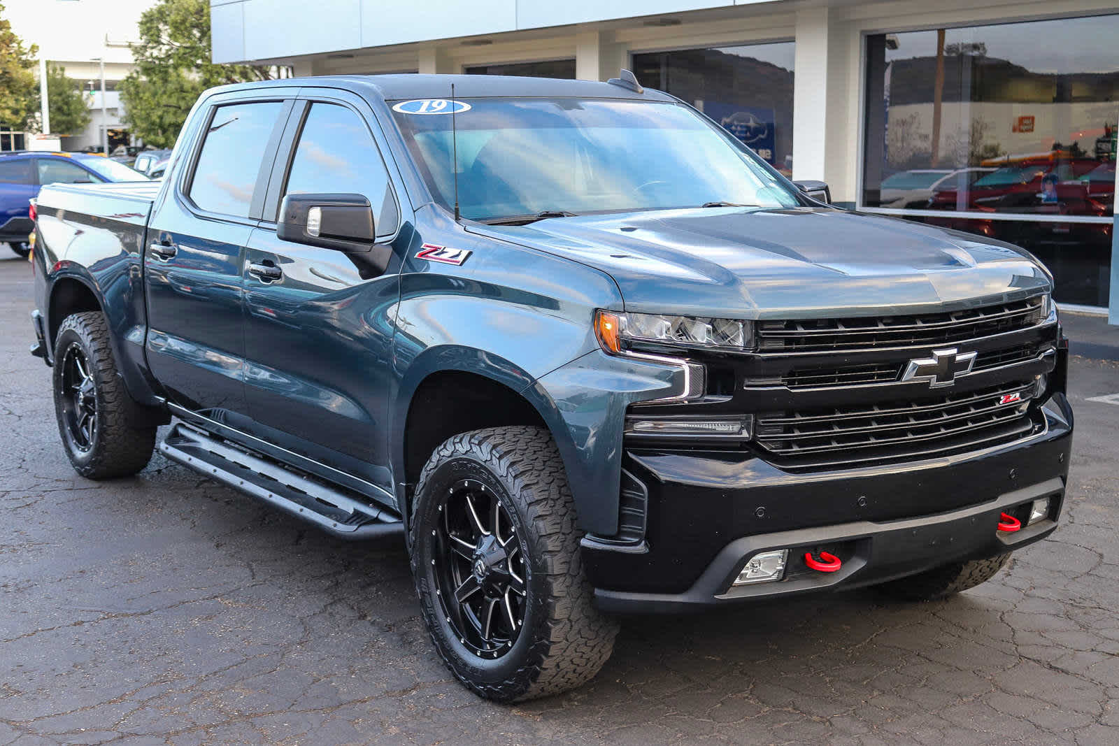 2019 Chevrolet Silverado 1500 LT Trail Boss 4WD Crew Cab 147 3