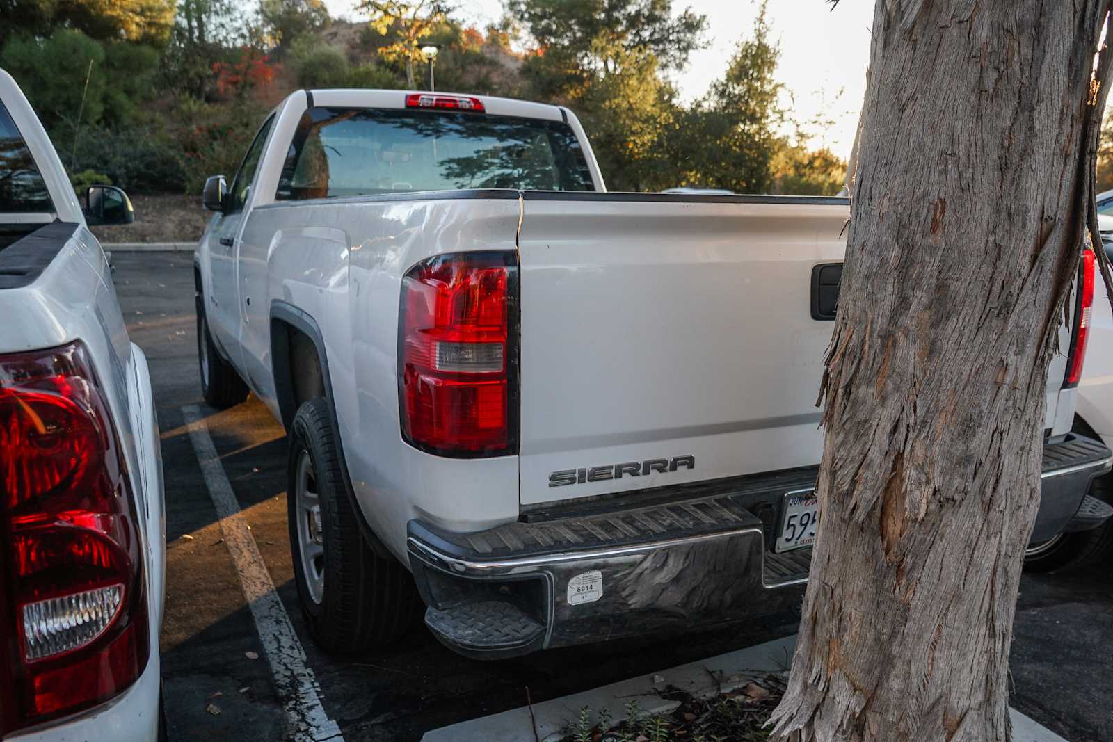 2014 GMC Sierra 1500 1SA PACKAGE 2WD Reg Cab 133.0 17