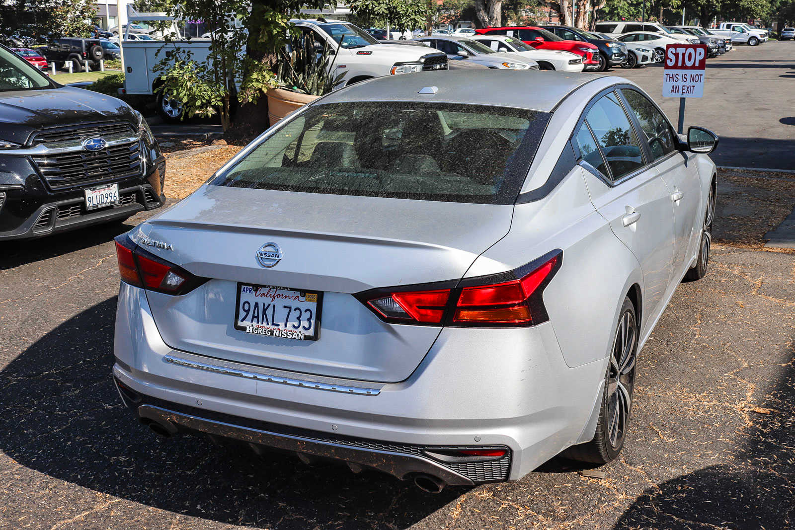 2022 Nissan Altima 2.5 SR 9