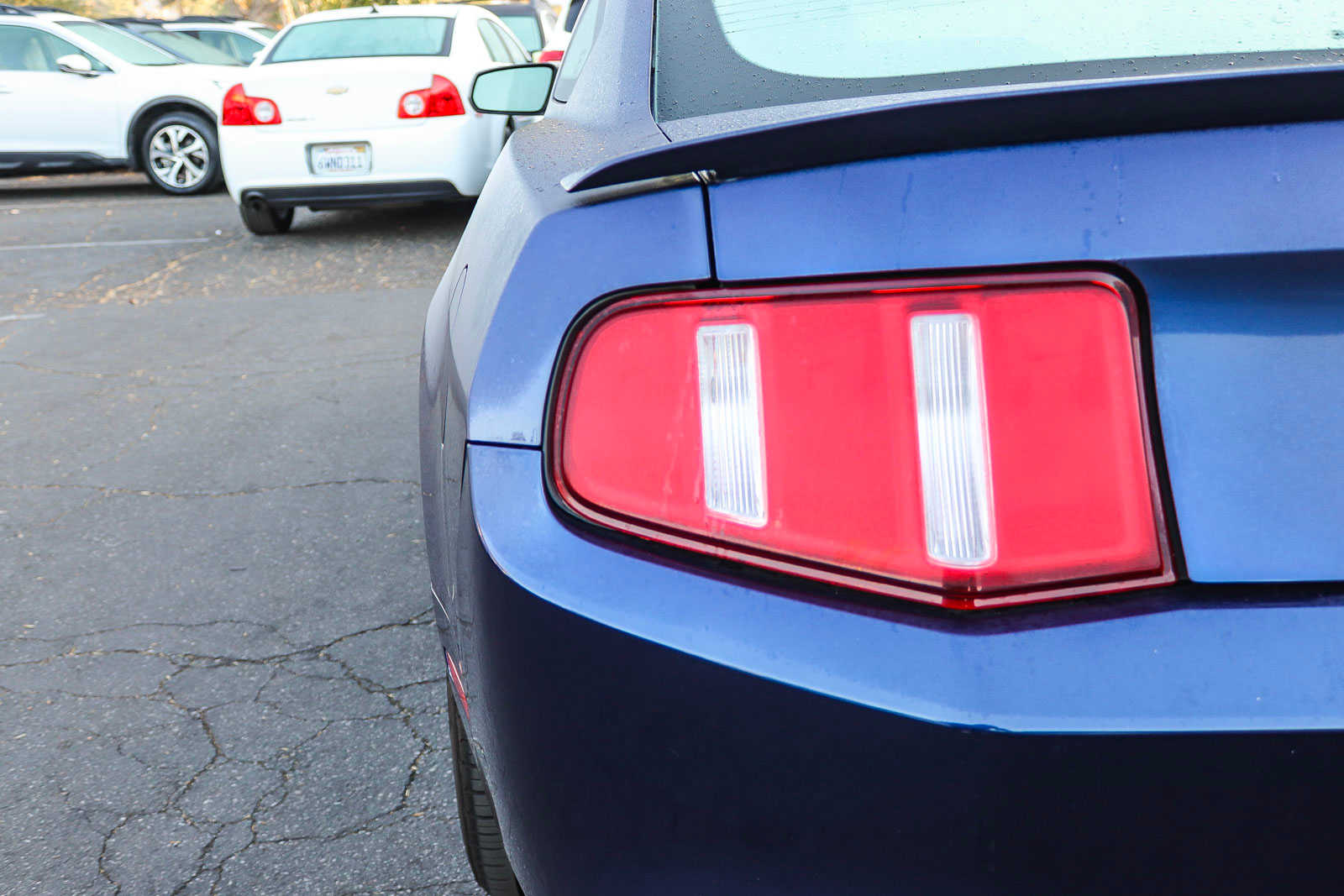 2010 Ford Mustang V6 12