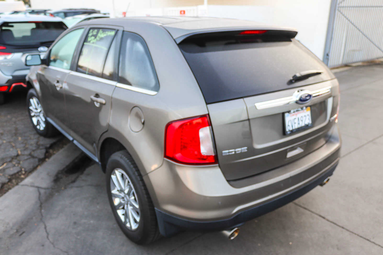 2012 Ford Edge Limited 11