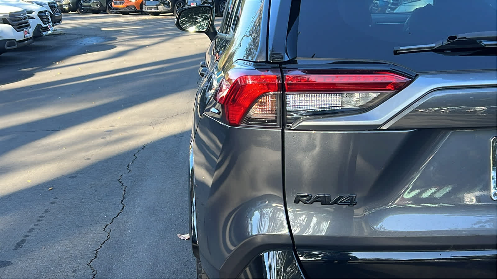 2020 Toyota RAV4 Hybrid XSE 7