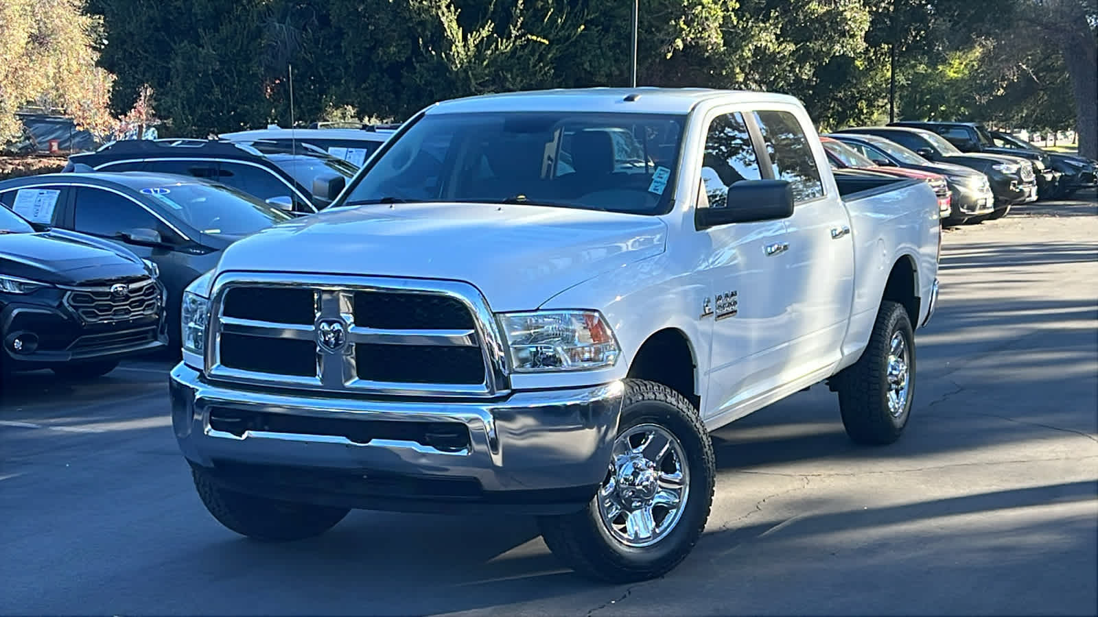 2017 Ram 2500 SLT 4x4 Crew Cab 64 Box 2