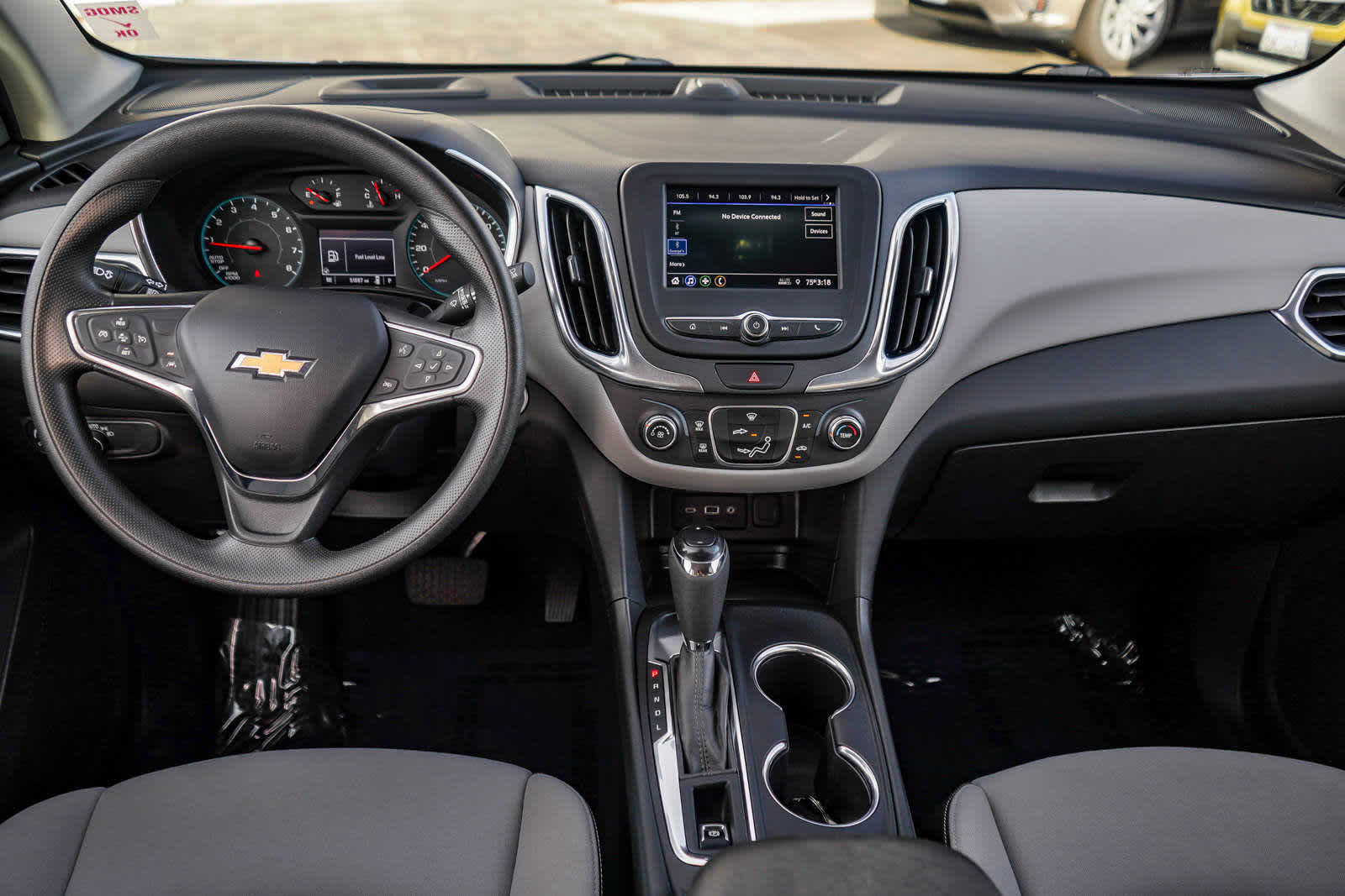 2020 Chevrolet Equinox LS 12