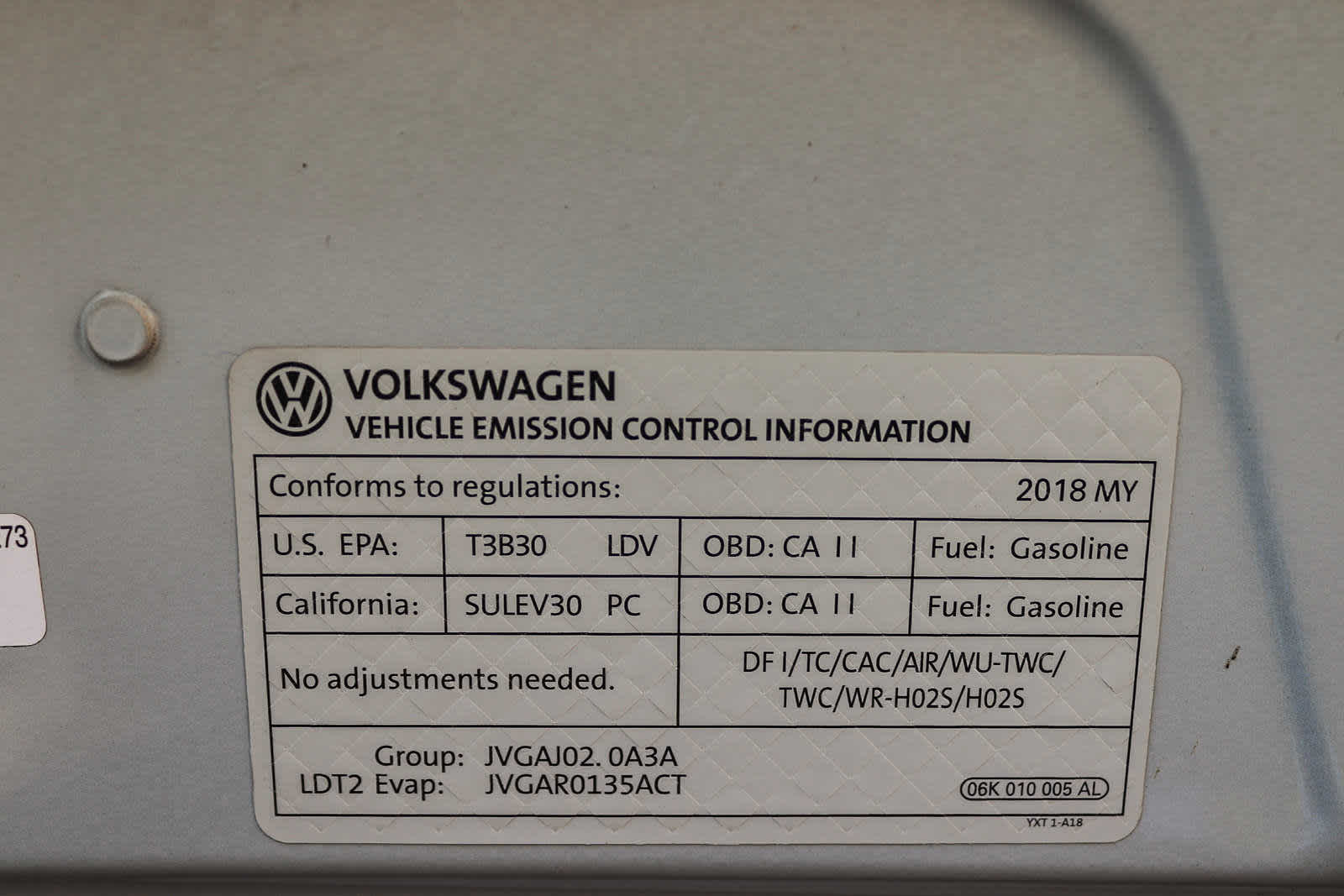 2018 Volkswagen Tiguan S 28