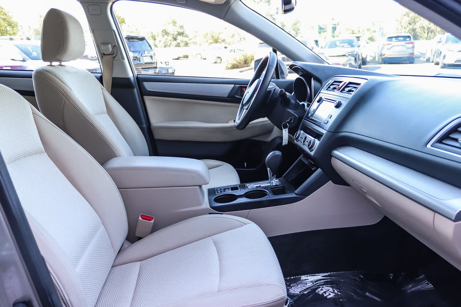 2015 Subaru Outback 2.5i 16