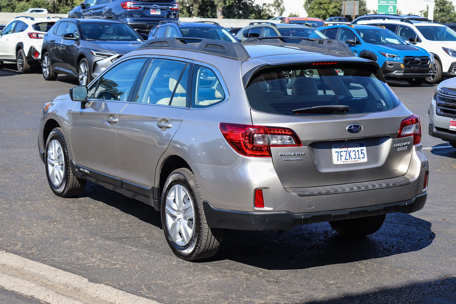 2015 Subaru Outback 2.5i 6