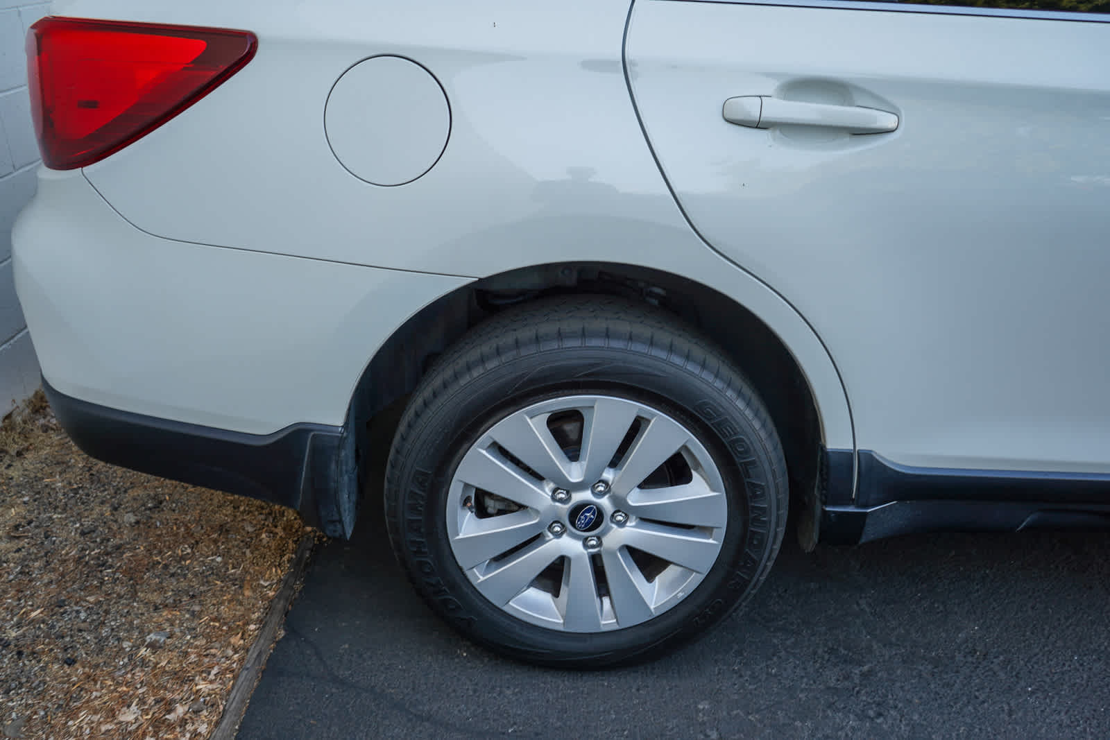 2017 Subaru Outback Premium 11