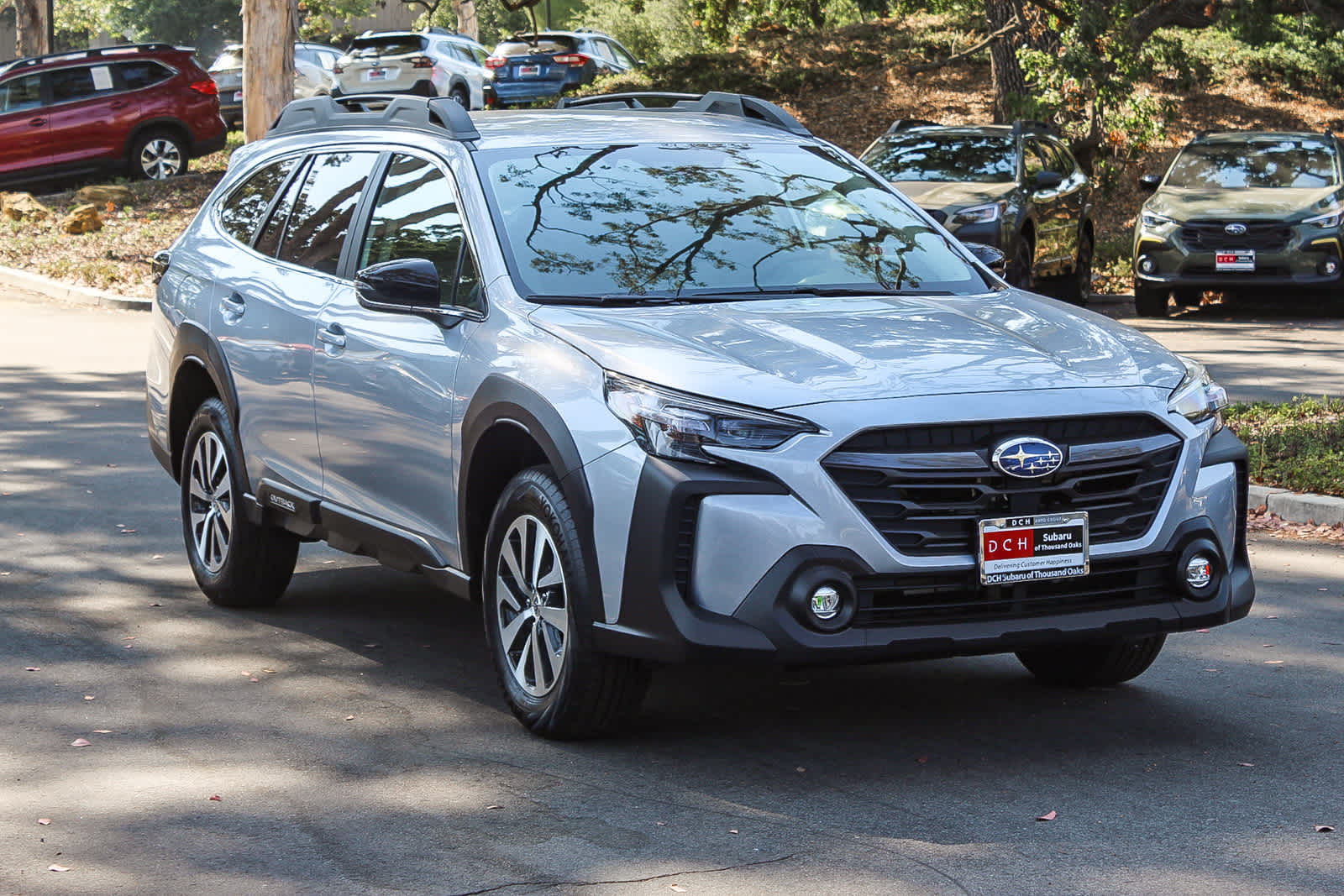 2025 Subaru Outback Premium photo 2