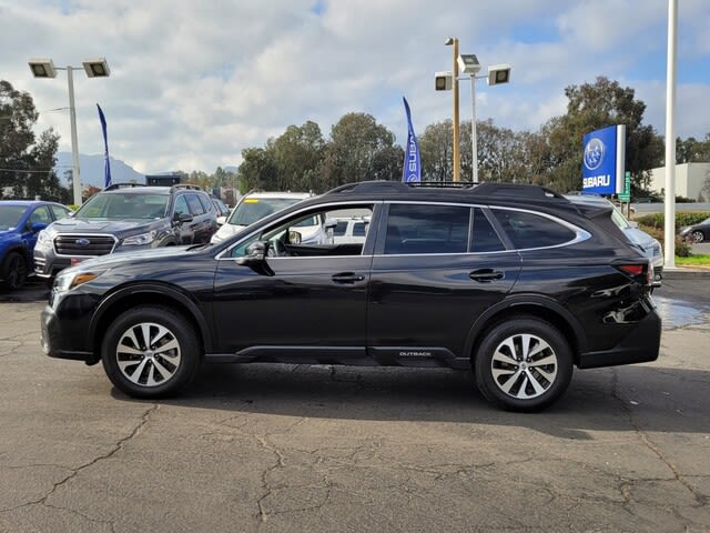 2020 Subaru Outback Premium 3