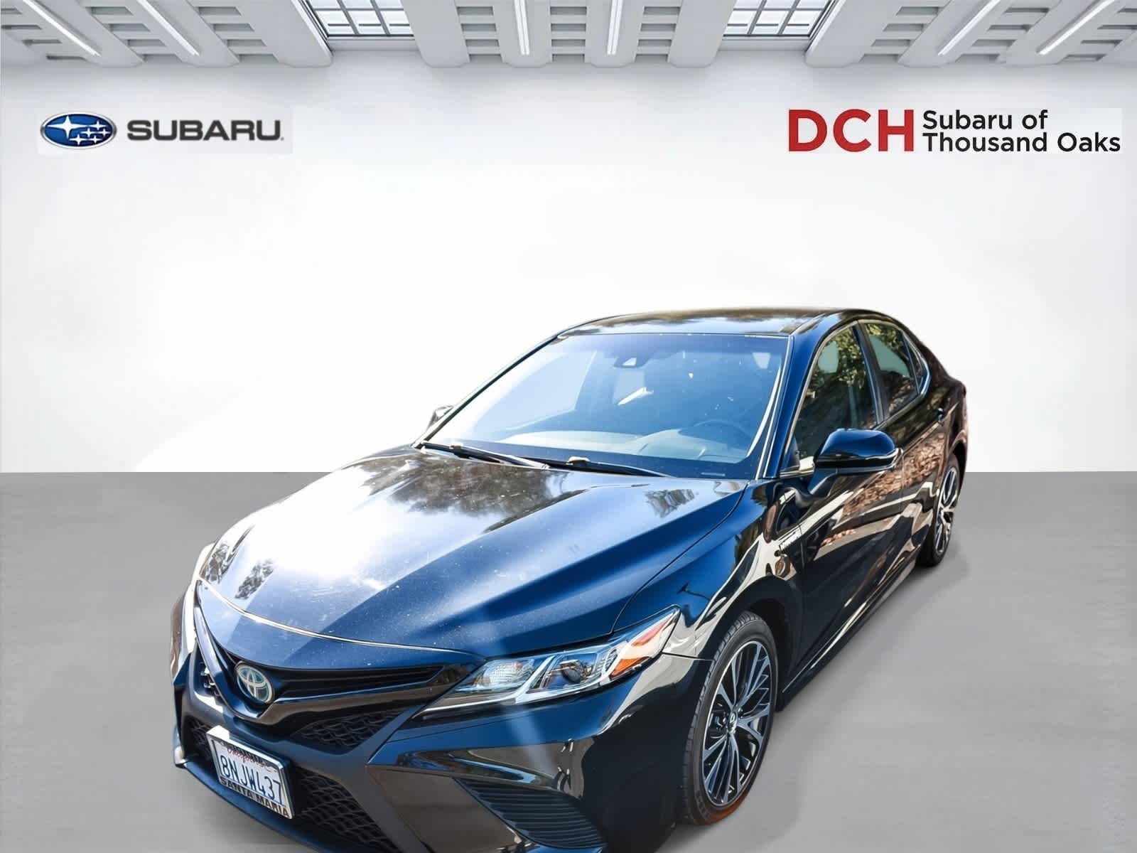 2020 Toyota Camry Hybrid SE
