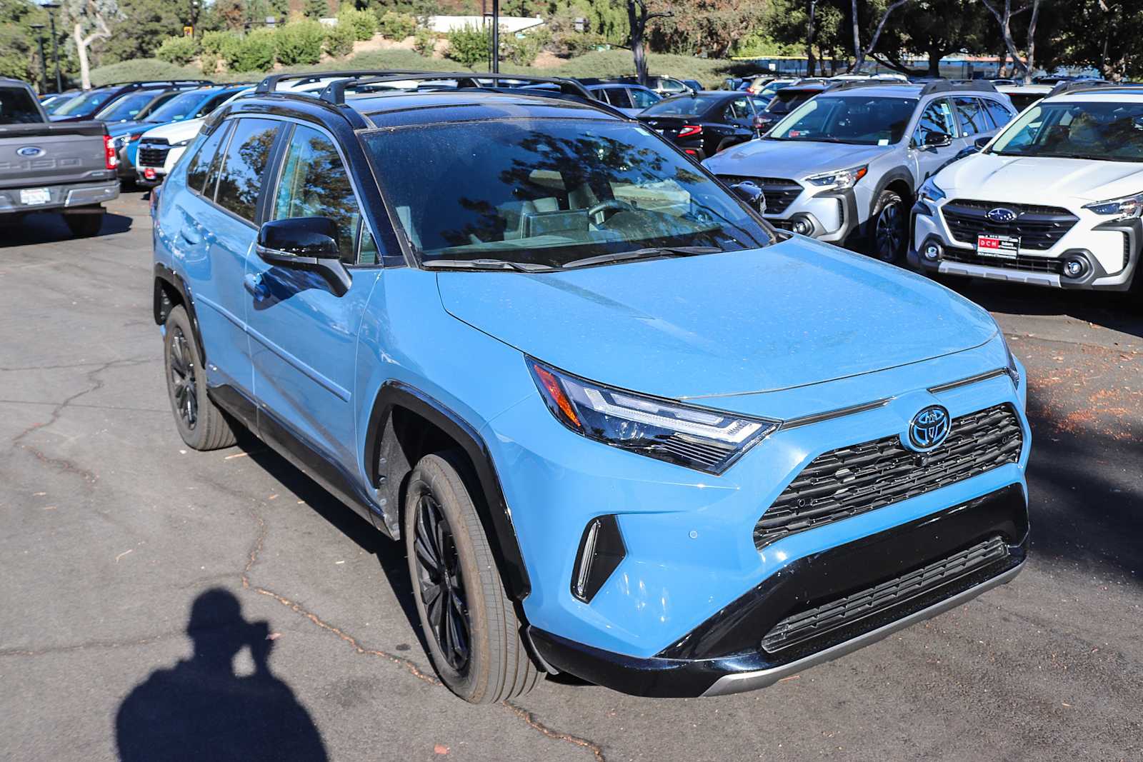 2022 Toyota RAV4 Hybrid XSE 3