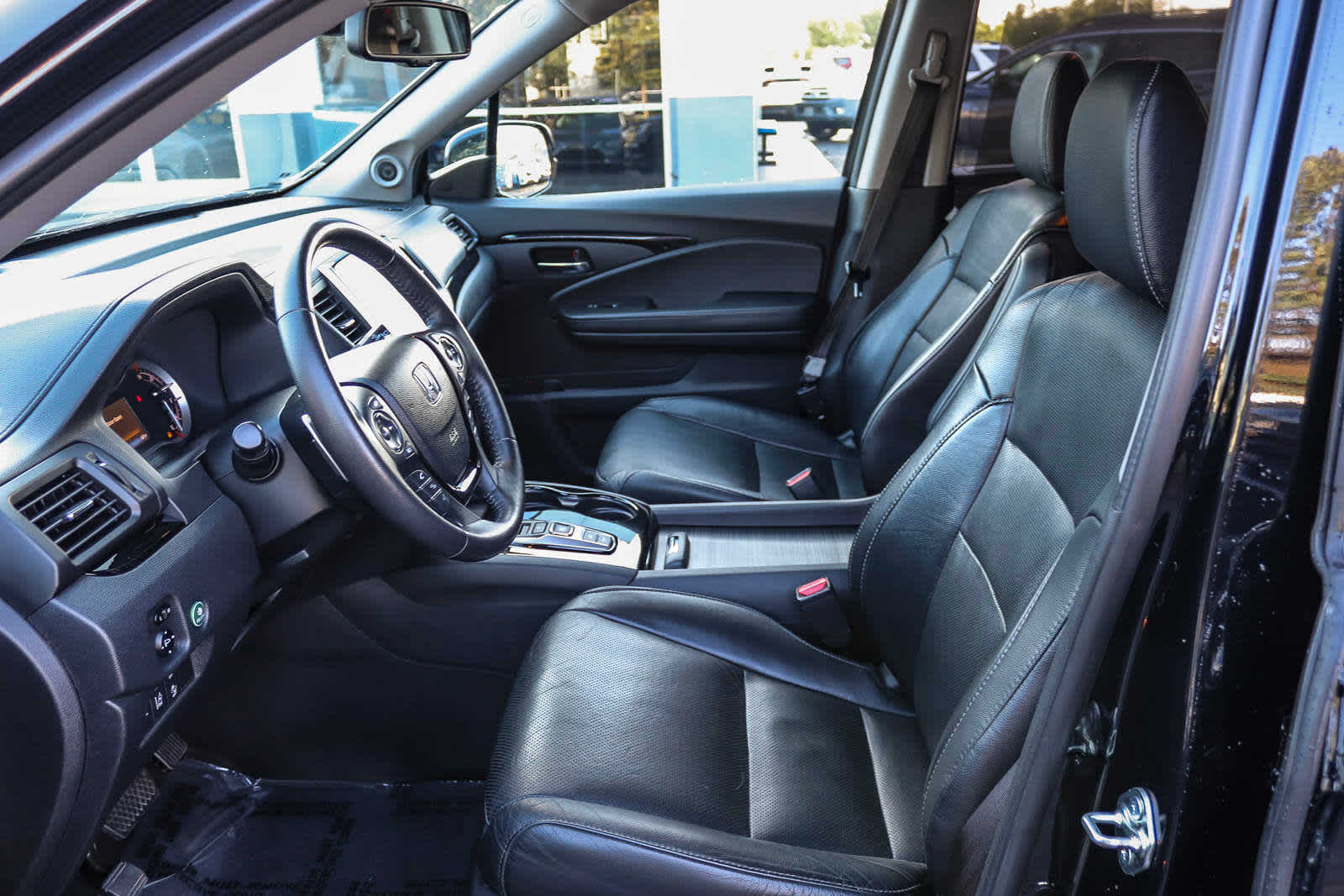 2016 Honda Pilot Elite 19