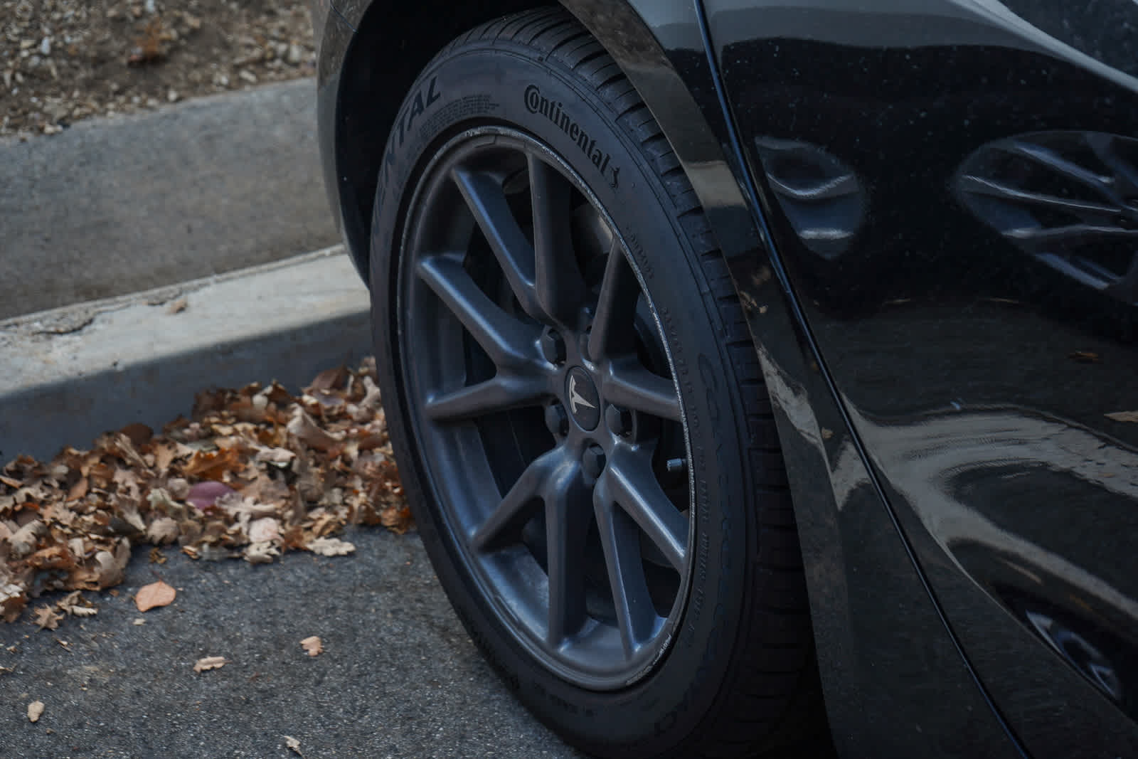 2018 Tesla Model 3 LONG RANGE 9