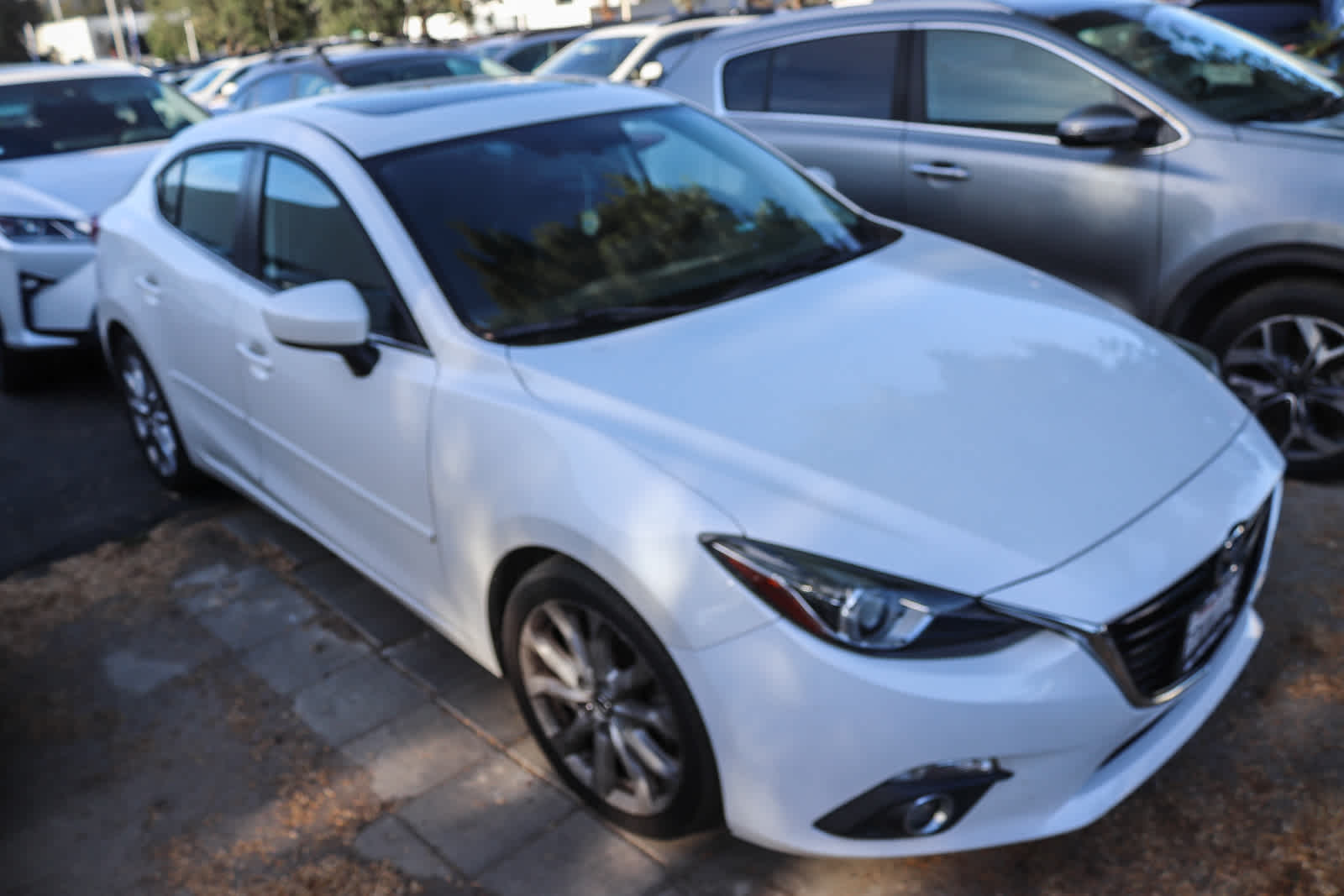 2014 Mazda MAZDA3 s Grand Touring 3