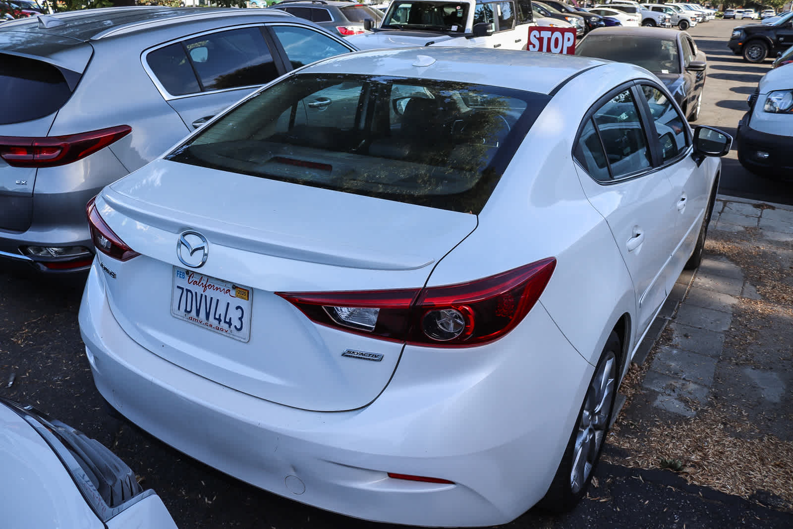 2014 Mazda MAZDA3 s Grand Touring 12