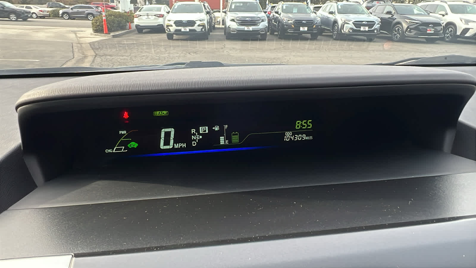 2016 Toyota Prius V Two 31