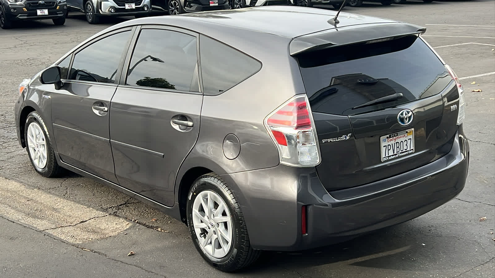 2016 Toyota Prius V Two 12