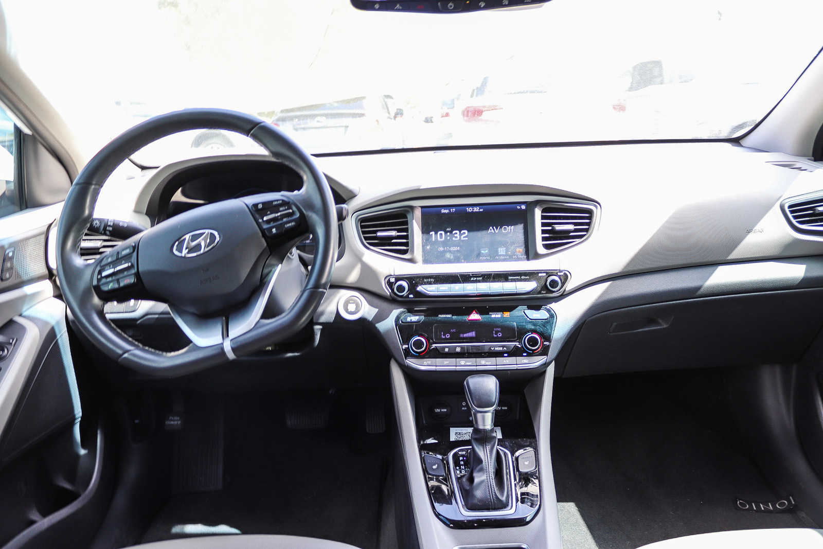 2019 Hyundai IONIQ Hybrid Limited 7