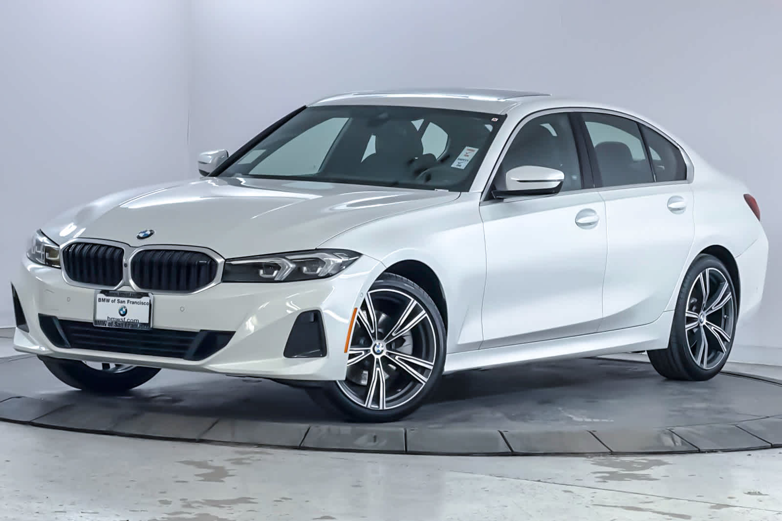 2024 BMW 330i xDrive