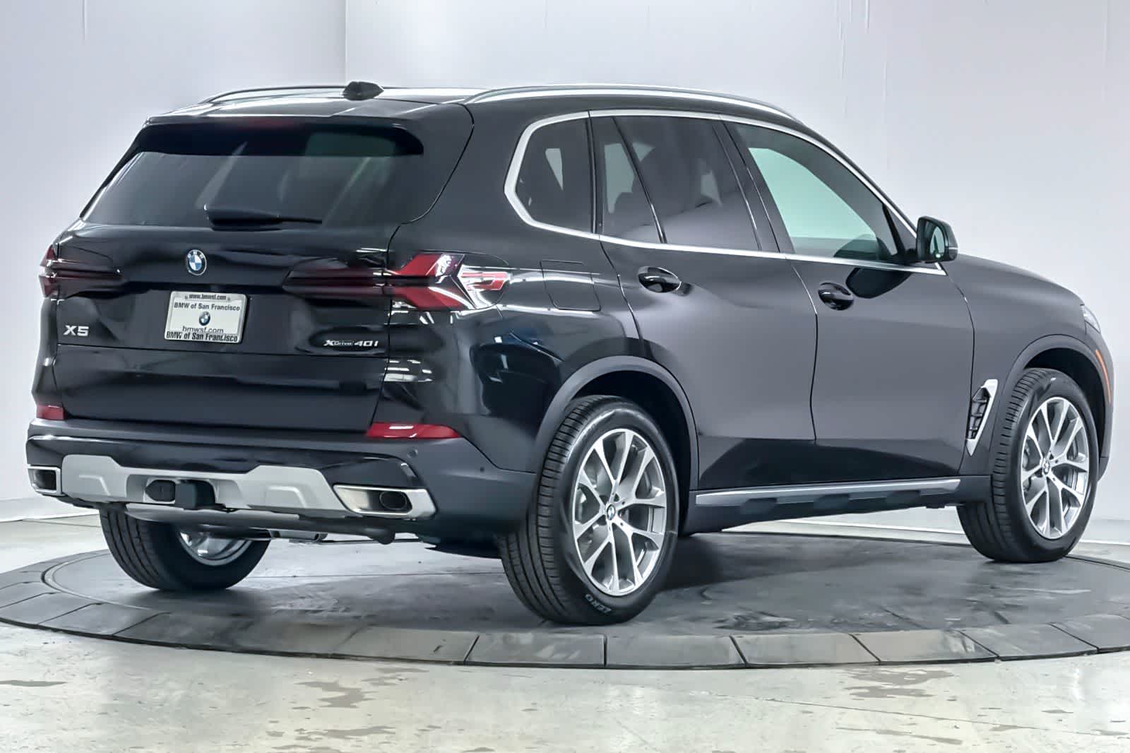 Black Sapphire Metallic 2026 BMW X5 SUV / Crossover All-Wheel Drive 8-Speed Automatic