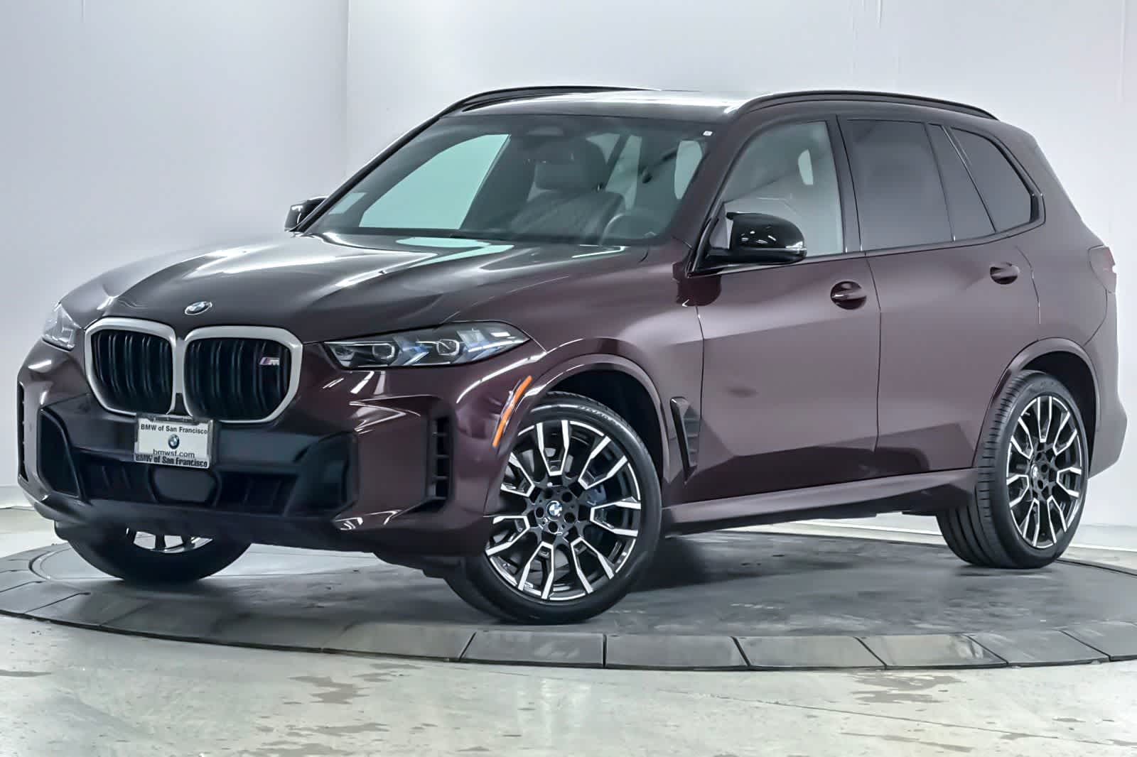 2024 BMW X5 M60i