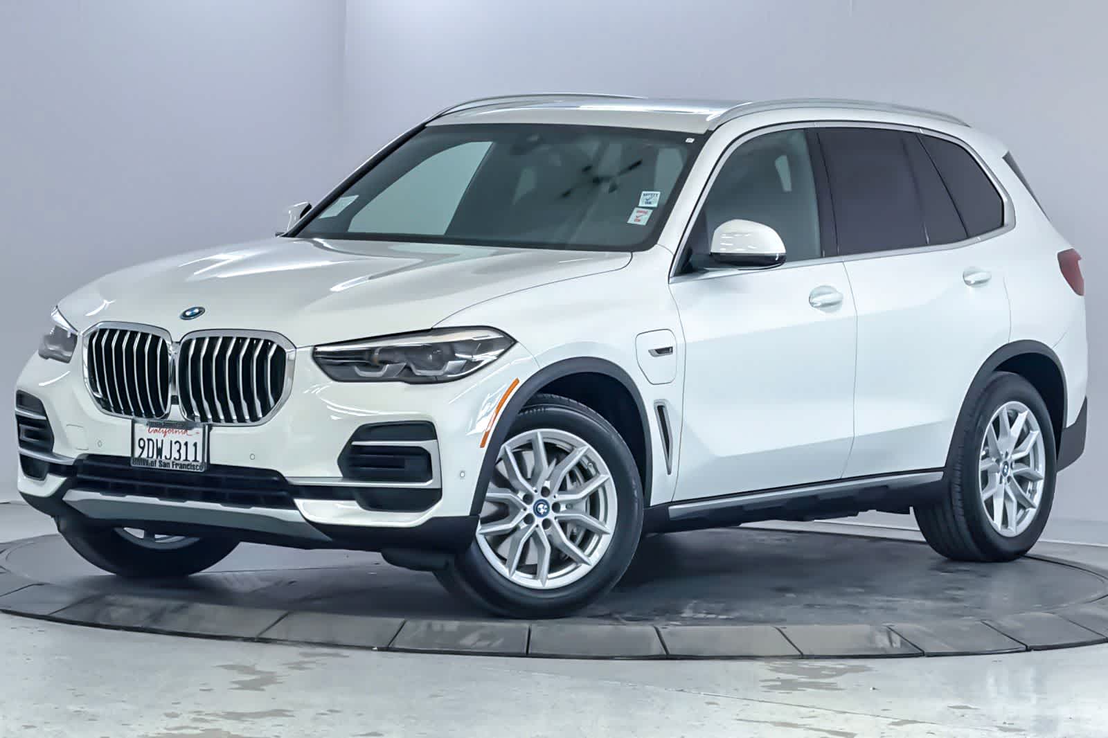 2023 BMW X5 xDrive45e