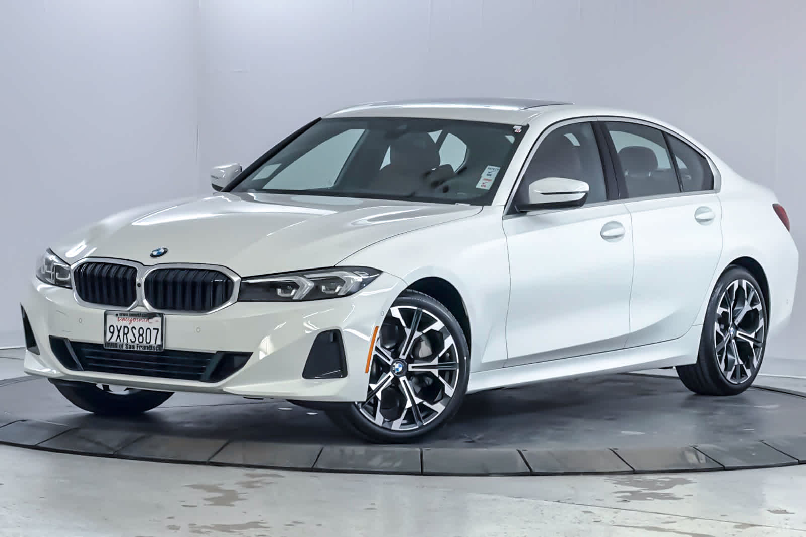 2026 BMW 330i