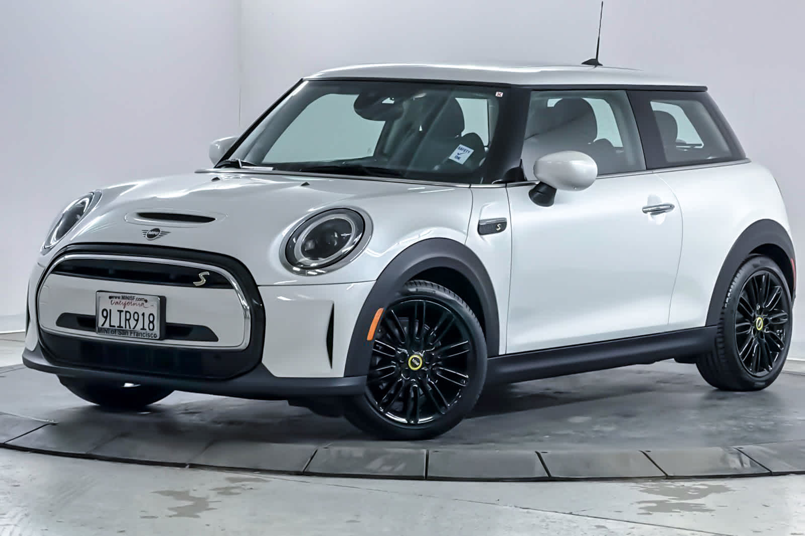 2024 MINI Hardtop 2 Door