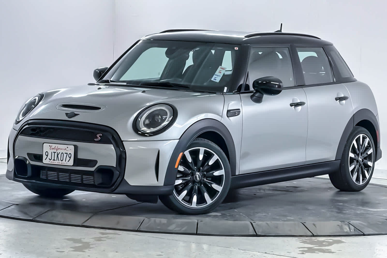 2024 MINI Hardtop 4 Door