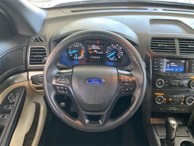 2016 Ford Explorer Base 14