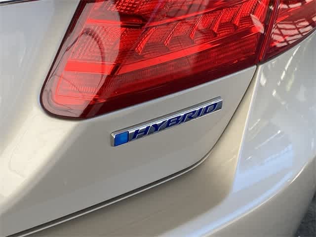 2014 Honda Accord Hybrid  21