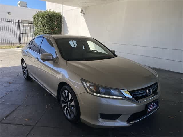 2014 Honda Accord Hybrid  23