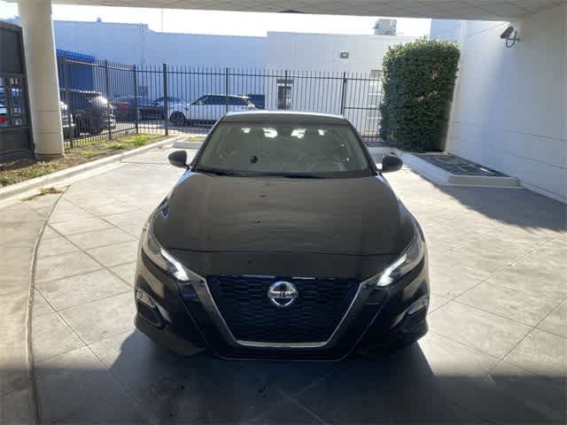 2022 Nissan Altima 2.5 SR 6