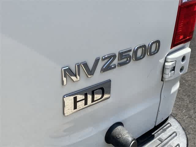 2016 Nissan NV SV 7