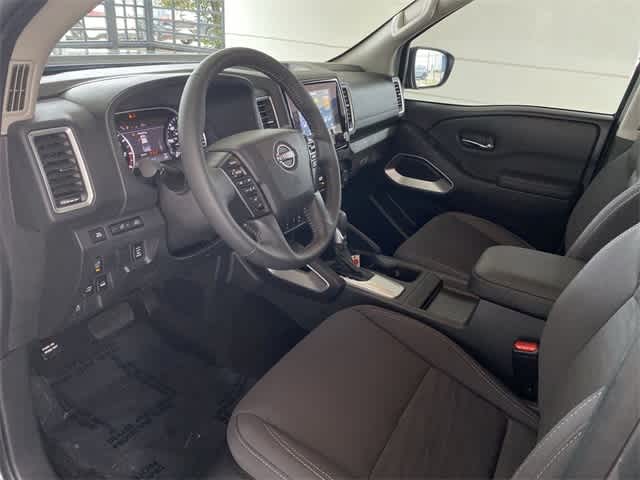 2023 Nissan Frontier SV Crew Cab 4x4 Auto Long Bed 2