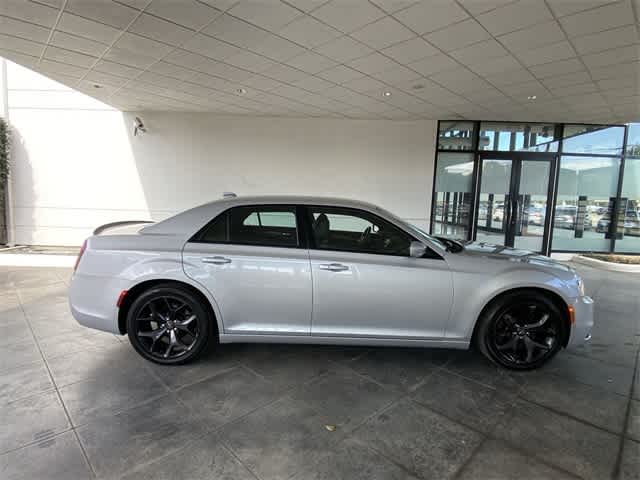 2021 Chrysler 300 300S 23