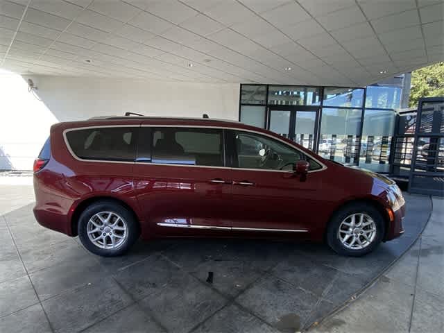 2020 Chrysler Pacifica Touring L 24