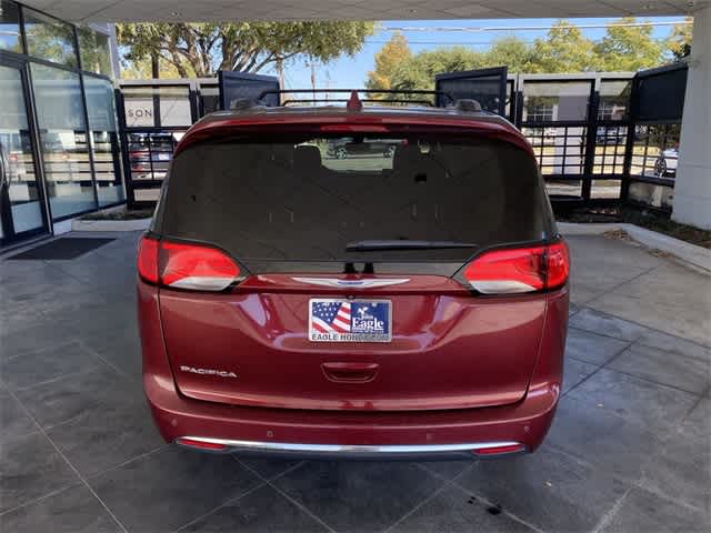 2020 Chrysler Pacifica Touring L 5