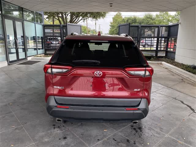 2021 Toyota RAV4 XLE Premium 5