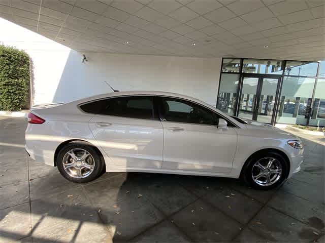 2017 Ford Fusion Titanium 24