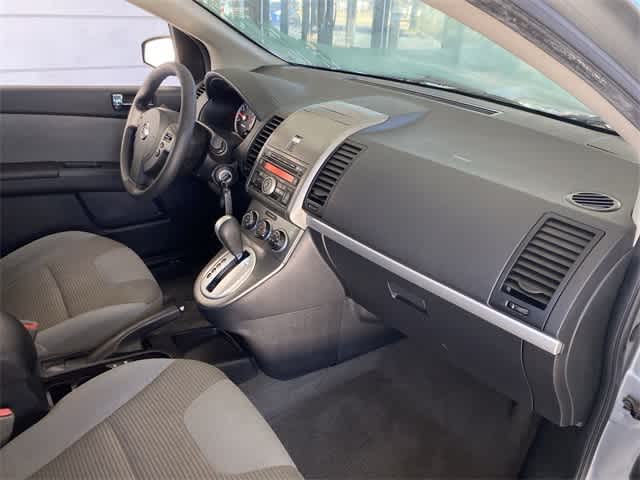 2010 Nissan Sentra 2.0 S 21