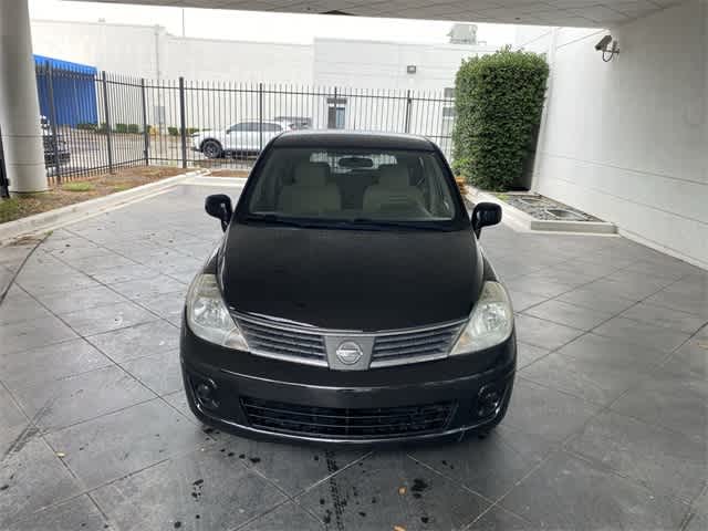 2009 Nissan Versa 1.8 S 6