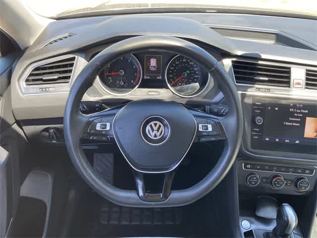 2020 Volkswagen Tiguan SE 14