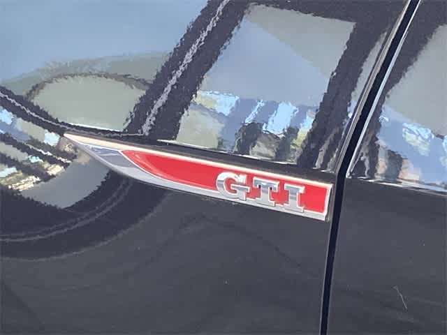 2016 Volkswagen Golf GTI SE 21